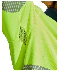 Uniforme-trabajo-detalle-axilas